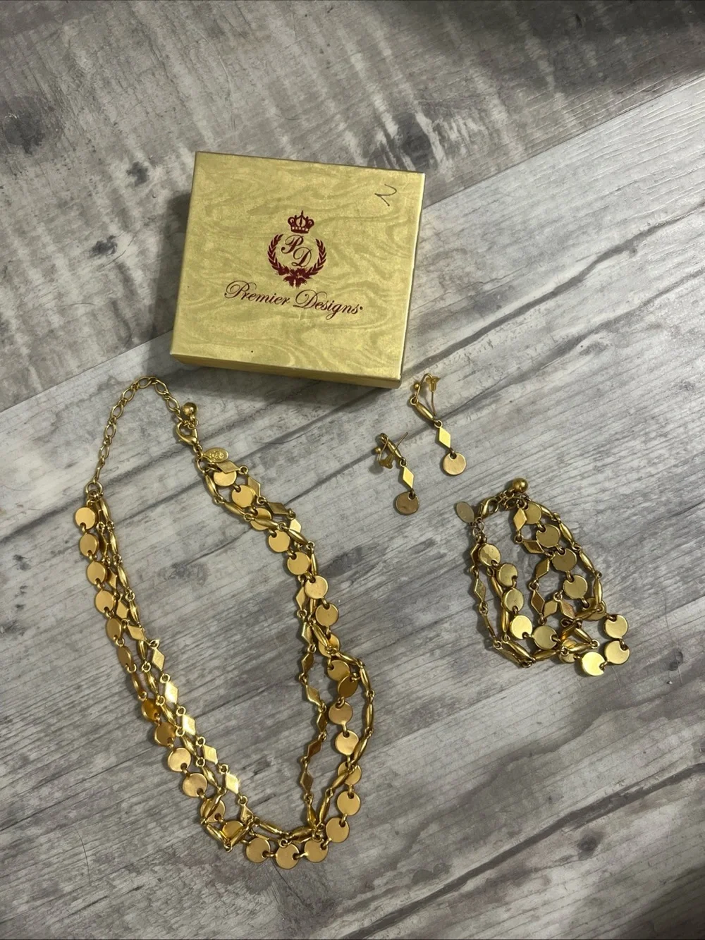 Premier Designs Gold Rush Layered Necklace, Bracelet & Dangle Earrings - Picture 5 of 8